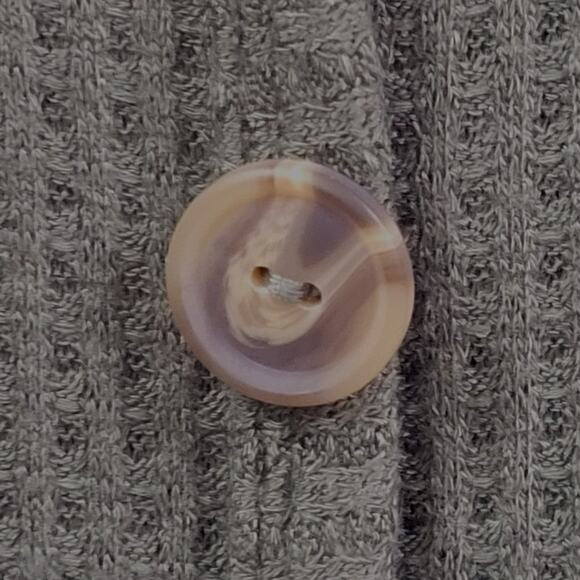 Free Kisses Long Sleeve Button Front Sweater Size 3X - Picture 3 of 6